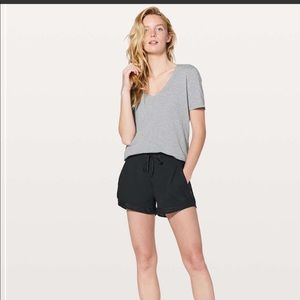 Lululemon Black Sunsetting Shorts  3”